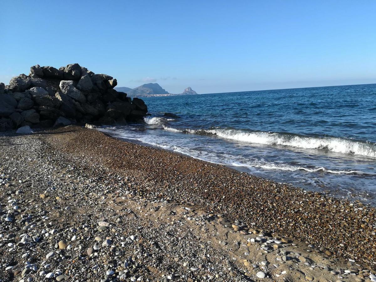 Villetta Cicciuli อัลตาวิลลา มิลิเชีย ภายนอก รูปภาพ